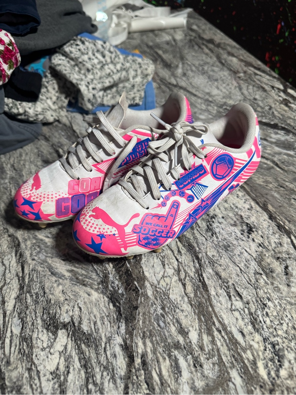 Puma Kids' Pink & White Soccer cleats